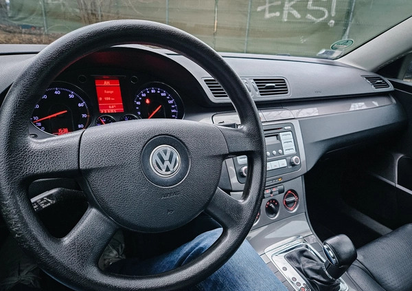 Volkswagen Passat cena 18000 przebieg: 128000, rok produkcji 2007 z Łódź małe 121